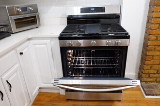 331 Palisade Ave in Jersey City, NJ - Building Photo - Building Photo