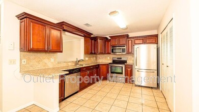 3047 Oak Park Way in Orlando, FL - Building Photo - Building Photo