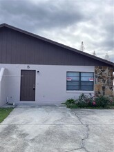 7665 Chase Rd in Lakeland, FL - Building Photo - Building Photo