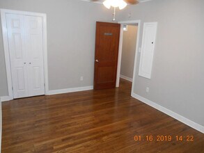 741 Clarence St, Unit Apt. 1 in Lake Charles, LA - Building Photo - Building Photo