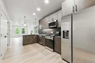 1238 N Cleaver St, Unit 2 in Chicago, IL - Building Photo - Building Photo