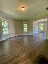 98 E Van Buren St in Battle Creek, MI - Building Photo - Building Photo