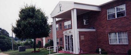 Ridgeview Apartments in Mount Pleasant, PA - Foto de edificio