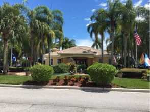 2208 Mystic Ring Loop in Kissimmee, FL - Foto de edificio - Building Photo