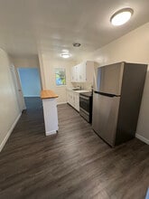 16 Pacheco St in San Rafael, CA - Building Photo - Building Photo