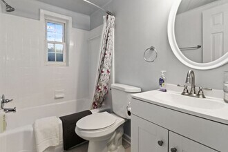 2301 Farrington Ave in Alexandria, VA - Building Photo - Building Photo