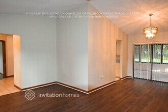 1060 Colony Arms Dr in Lakeland, FL - Foto de edificio - Building Photo