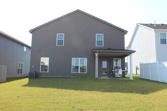 117 Gibson Way in Winchester, KY - Foto de edificio - Building Photo