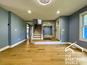 30W170 Cynthia Ct in Warrenville, IL - Building Photo - Building Photo