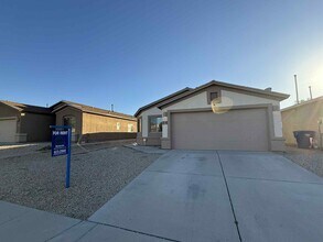 7164 S Shipmans Tale Ct in Tucson, AZ - Building Photo - Building Photo