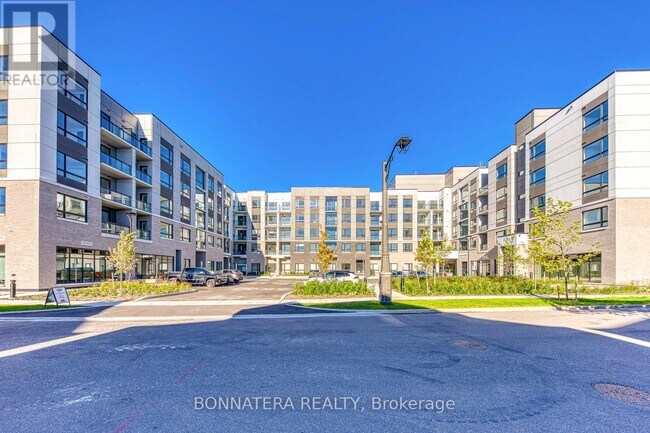 3250 Carding Mill Trail in Oakville, ON - Building Photo - Building Photo