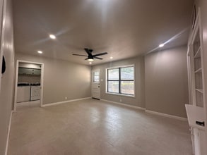 1202 Spruce Dr in Richardson, TX - Building Photo - Building Photo