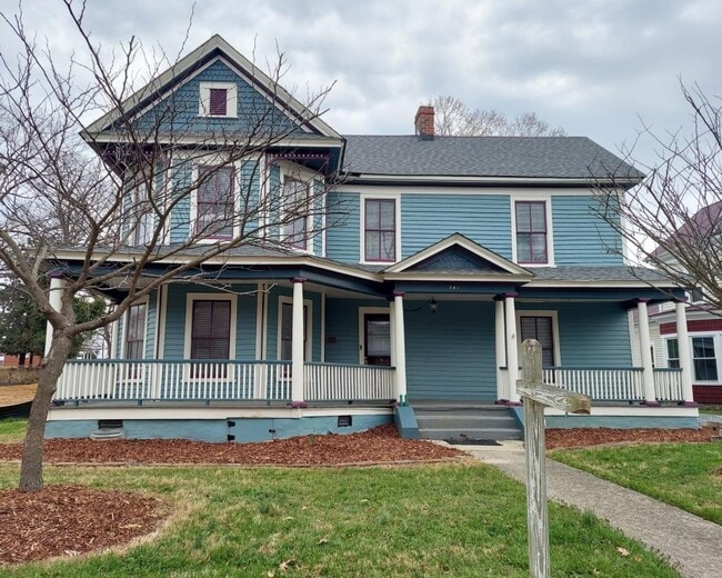 304 Oakwood St in High Point, NC - Building Photo - Building Photo