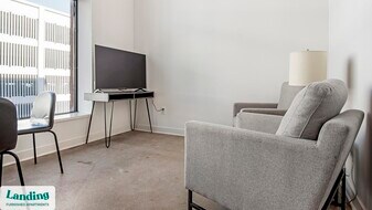 300 S Broadway, Unit 404 in St. Louis, MO - Building Photo