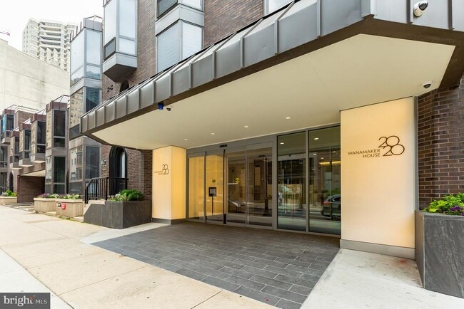 property at 2018 Walnut St