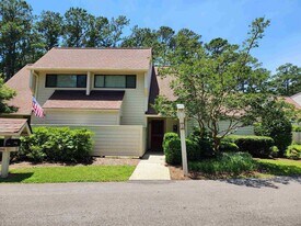 166 Tall Pines Way in Pawleys Island, SC - Building Photo