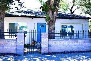 815 John St in Albuquerque, NM - Building Photo