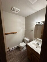 3625-3627 Livingston Ln in Eau Claire, WI - Building Photo - Building Photo