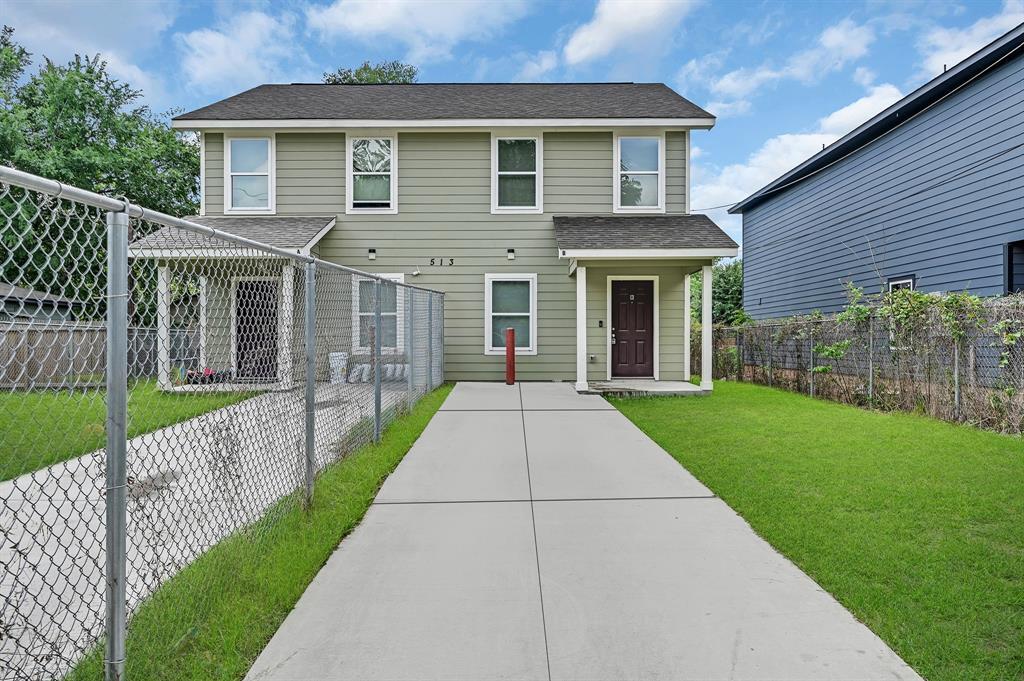 513 Avenue I in Conroe, TX - Building Photo