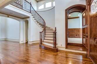 5437 Stone Canyon Dr in Frisco, TX - Foto de edificio - Building Photo