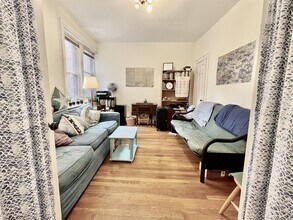 77 Martin St, Unit 1 in Cambridge, MA - Building Photo - Building Photo
