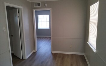 5061 Belfast Dr in Memphis, TN - Building Photo - Building Photo