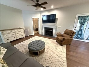 1605 N Stonegate Dr in Sanford, NC - Building Photo - Building Photo