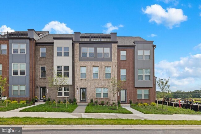 9017 Katherine Johnson Ave in Manassas, VA - Building Photo - Building Photo