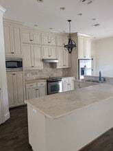 5049 Carlton Ridge Cir in Hahira, GA - Building Photo - Building Photo