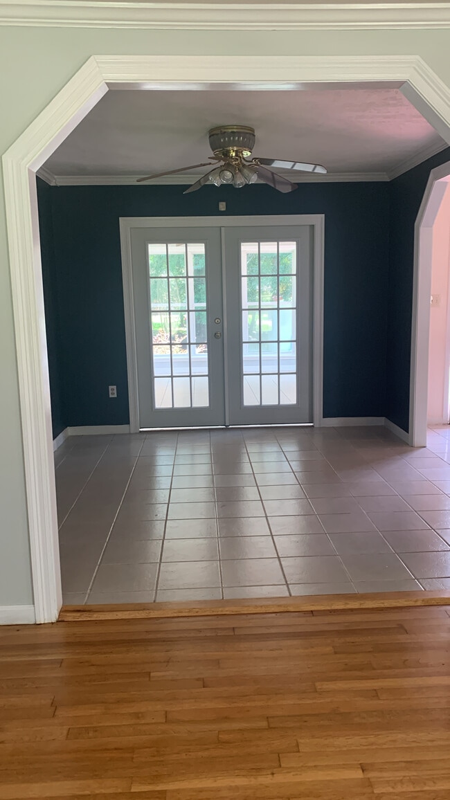 property at 3406 W Adeline St