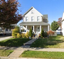 45 Harrison Ave in Lynbrook, NY - Building Photo