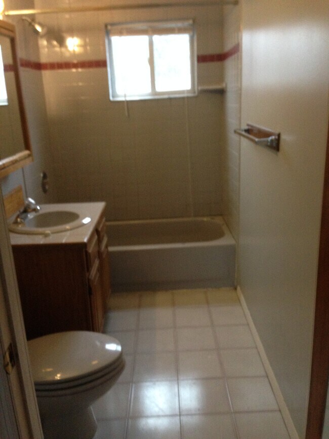 34 N Elmhurst Ave, Unit House in Albany, NY - Building Photo - Building Photo