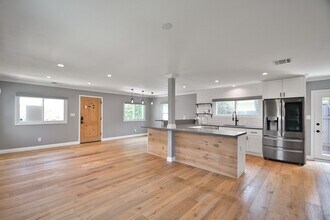 861 Sheldon St in El Segundo, CA - Building Photo - Building Photo