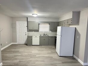4100 N Ocoee St in Cleveland, TN - Building Photo - Building Photo