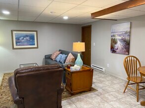 8989 42nd St N in Lake Elmo, MN - Building Photo - Building Photo