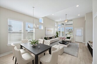 5518 Kindle Aly in Manvel, TX - Building Photo - Building Photo