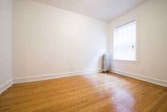 11111 S Vernon Chicago, IL 60628 in Chicago, IL - Building Photo - Building Photo