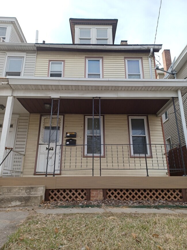 2135 Freemansburg Ave Rentals in Easton, PA
