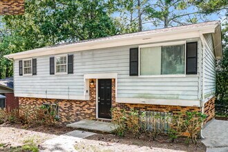 3523 Forrest Park Rd SE in Atlanta, GA - Building Photo - Building Photo