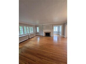 1501 Summit Ave in St. Paul, MN - Building Photo - Building Photo