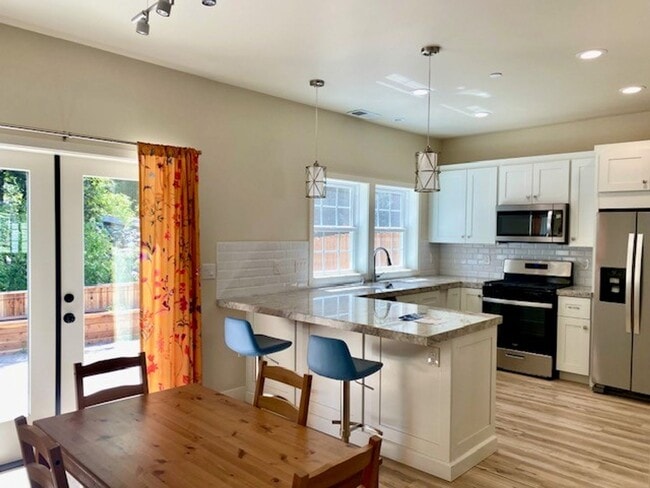 225 Pello Ln in Nevada City, CA - Building Photo - Building Photo