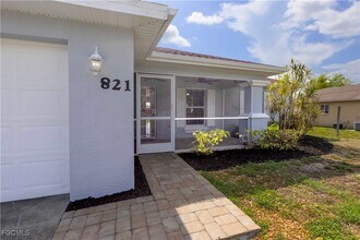 821 Casino Ave in Lehigh Acres, FL - Building Photo - Building Photo
