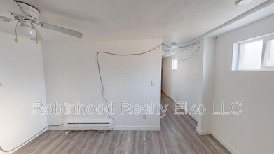 756 1/2 Maple St in Elko, NV - Foto de edificio - Building Photo