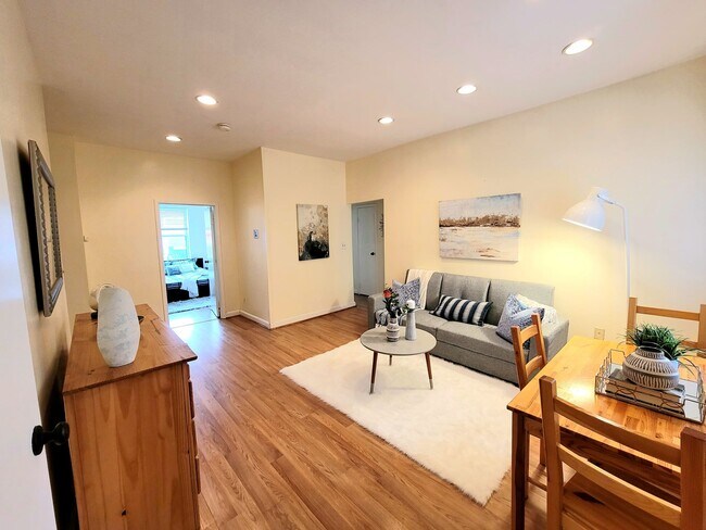 1706 Commonwealth, Unit 12A in Boston, MA - Building Photo - Building Photo