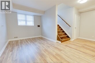 1331 Henry Ford Centre Dr in Windsor, ON - Building Photo - Building Photo