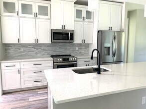 7410 Ellis Ln in Port Charlotte, FL - Building Photo - Building Photo