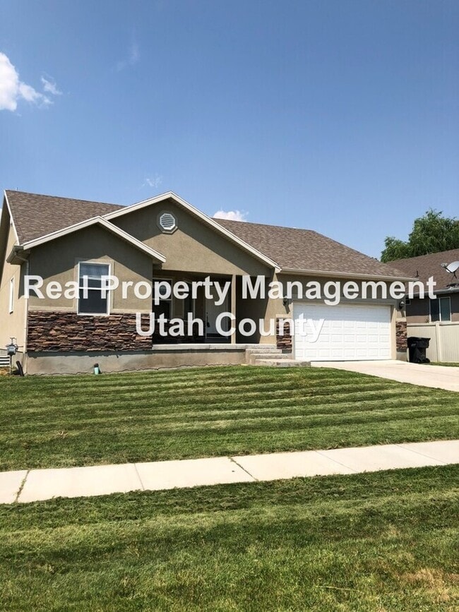 property at 749 North Devonshire Drive