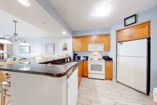 929 Villa Dr in North Myrtle Beach, SC - Building Photo