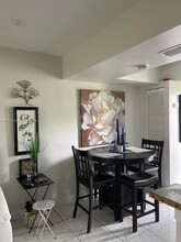 109 NE 30th Ct in Wilton Manors, FL - Building Photo - Building Photo