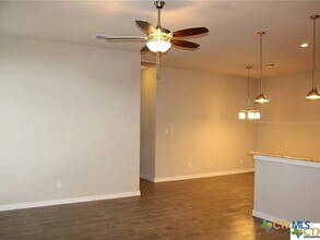 347 Creekside Curve in New Braunfels, TX - Building Photo - Building Photo